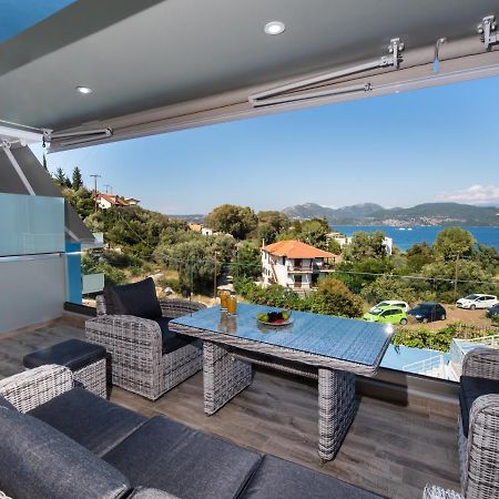 Blue House Luxury Apartment Никиана Экстерьер фото