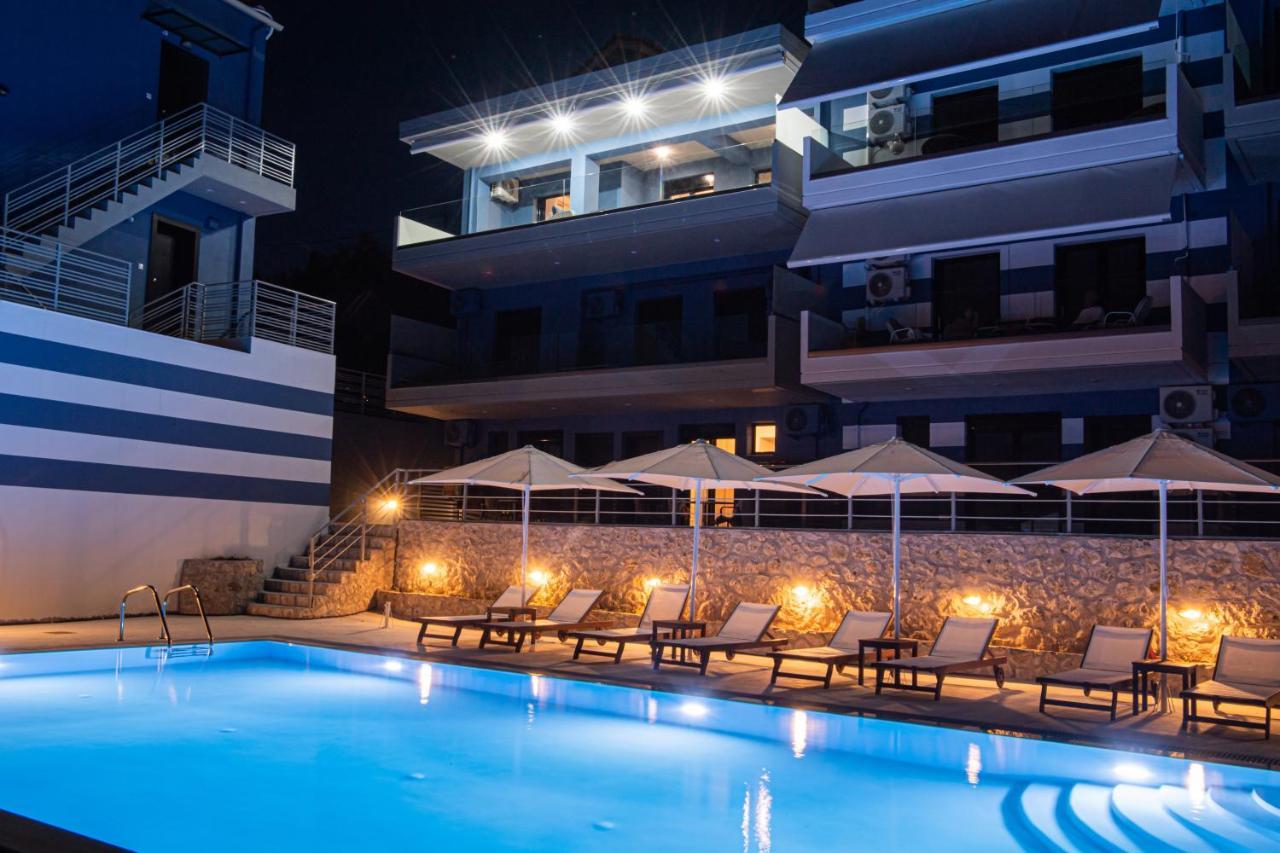 Blue House Luxury Apartment Никиана Экстерьер фото
